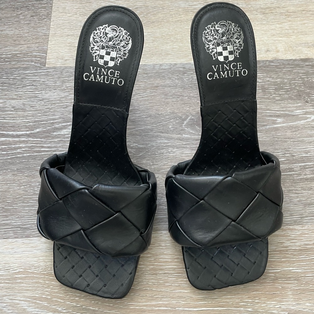 Vince Camuto Black Sandals 👡